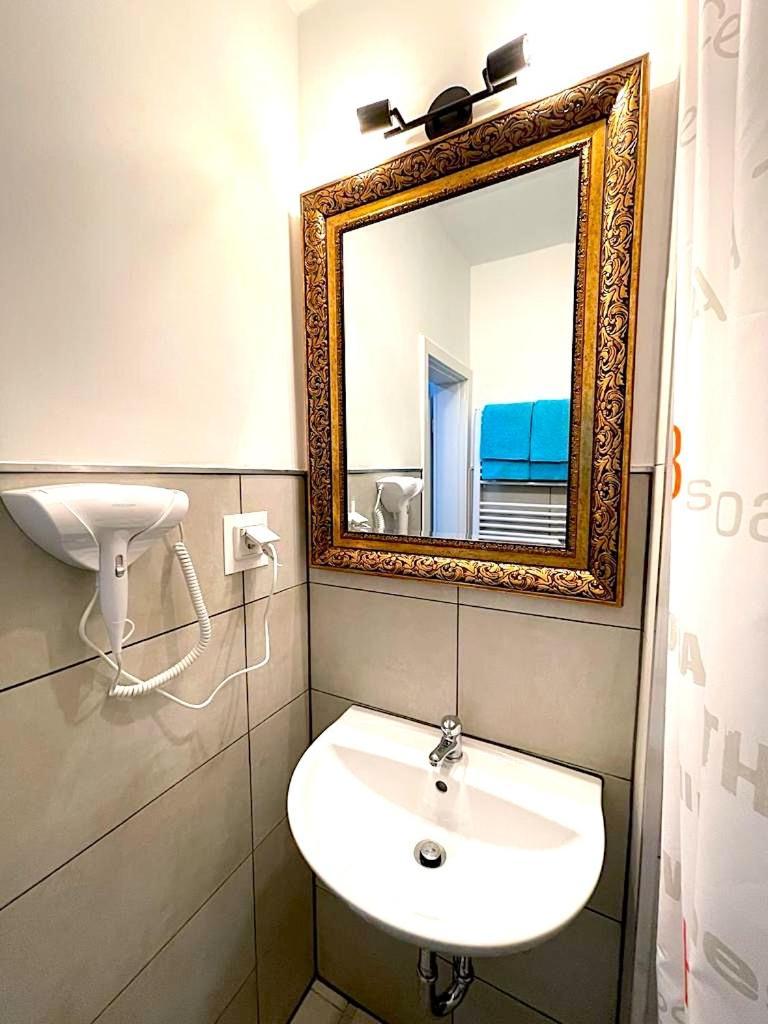 Hotel Uthoff Bissendorf Εξωτερικό φωτογραφία